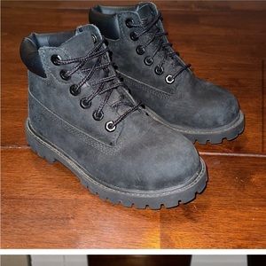 Timberland boots size 7 toddler kids! Brand new worn just to try on!